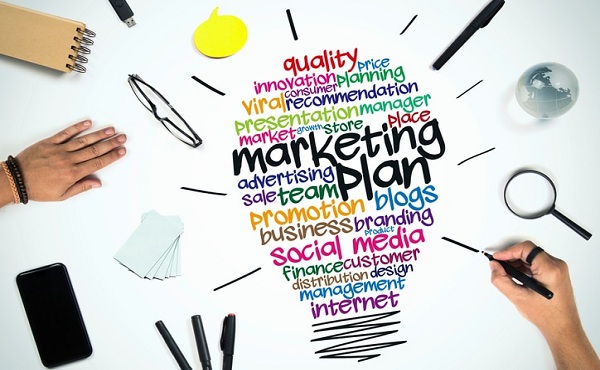 Chiến lược marketing là gì? 6 chiến lược marketing nổi tiếng đến từ thương hiệu lớn - Fastwork - Nền tảng quản trị &amp; điều hành doanh nghiệp toàn diện