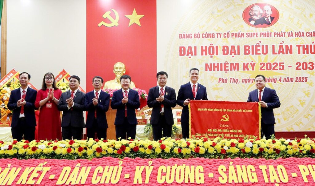 Đại hội đại biểu Đảng bộ Công ty CP Supe Phốt phát và Hóa chất Lâm Thao